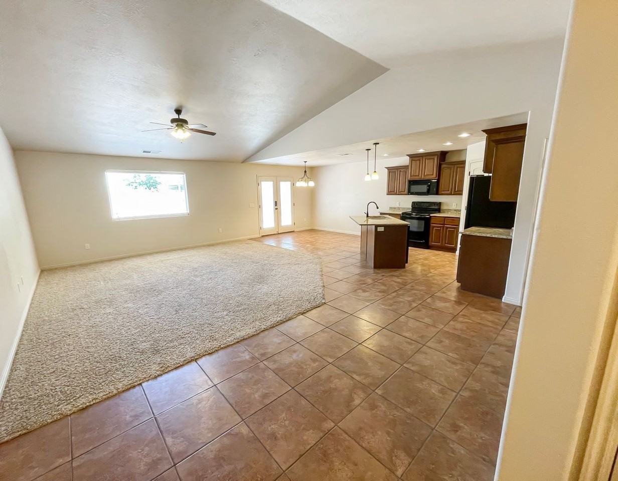 1228 W 200 N - Photo 5 of 26