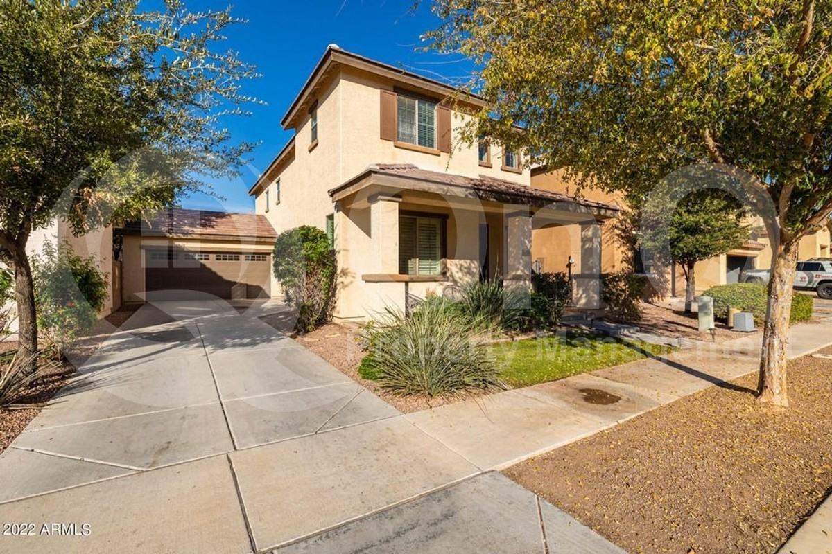 3450 E Tulsa St - Photo 3 of 50