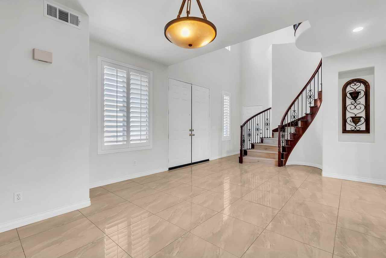 13402 Jasper Loop - Photo 7 of 28