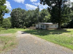 15422 Sharpe Rd - Photo 1 of 1