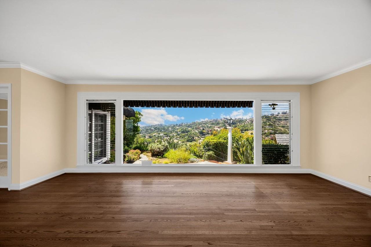 1071 E Avocado Crest Rd - Photo 3 of 35