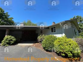 999 Sw Hunter St - Photo 1 of 1