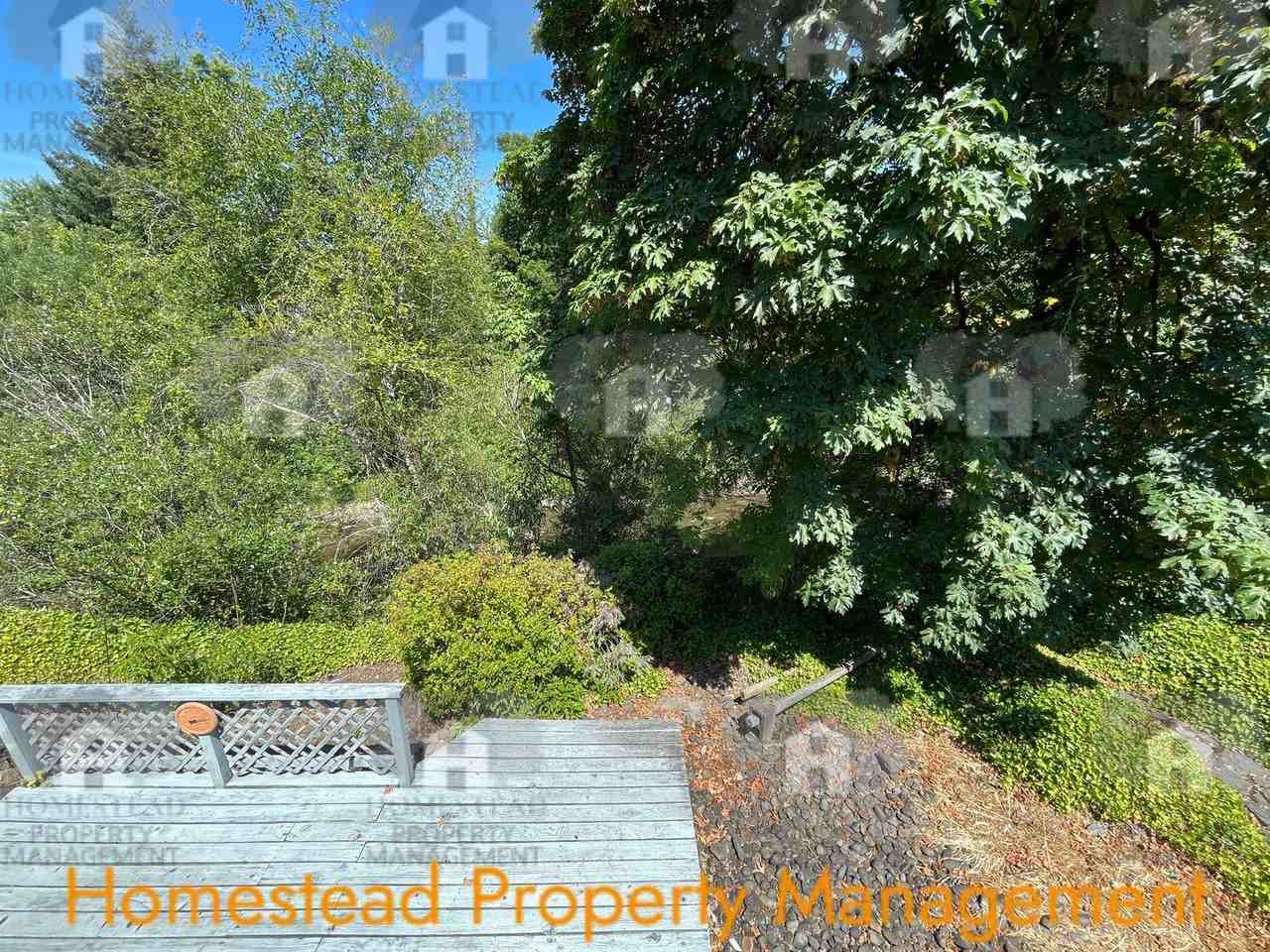 999 Sw Hunter St - Photo 6 of 6