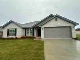 444 Country Club Dr - Photo 1 of 1