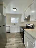 featured image of 220 Berry Ct
