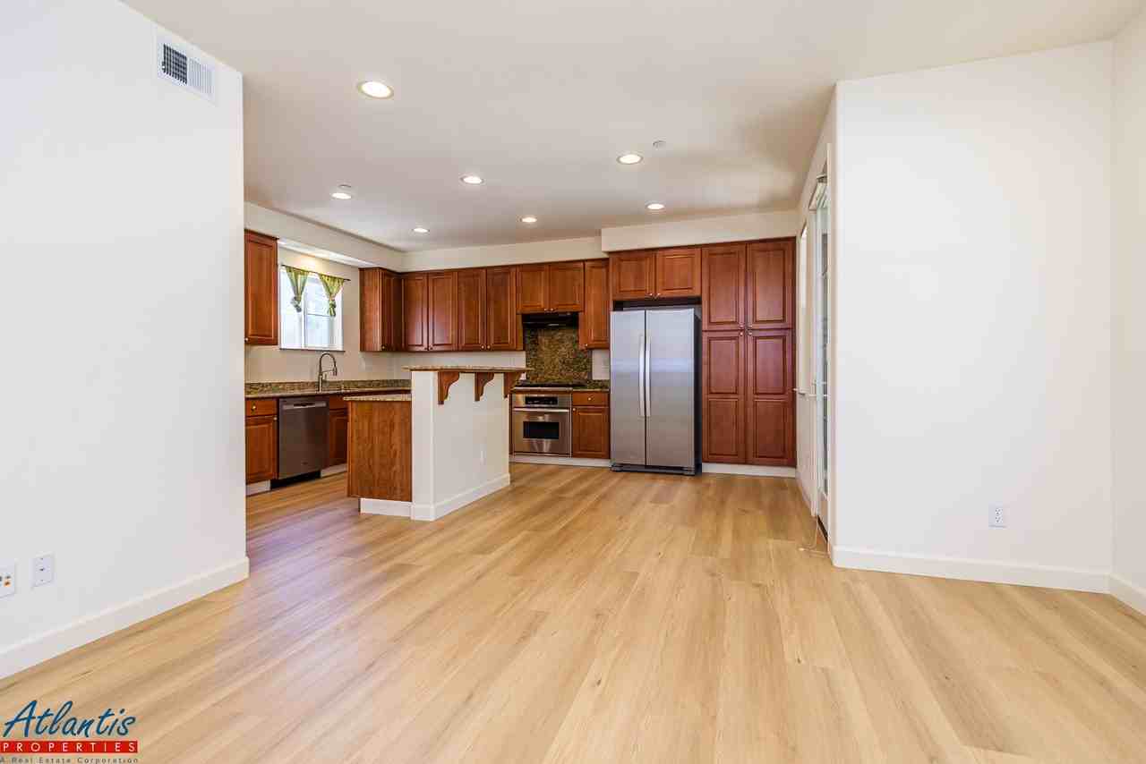 789 Batista Dr - Photo 5 of 22