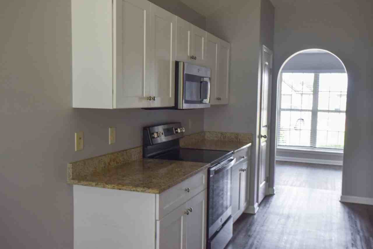 161 Hideaway Ln - Photo 2 of 21