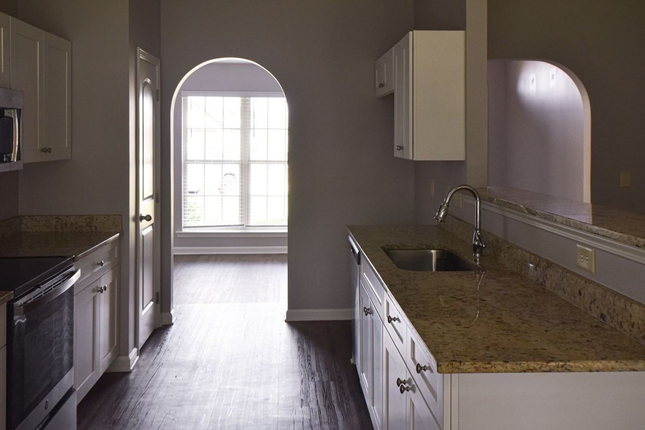 161 Hideaway Ln - Photo 3 of 21