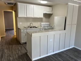 featured image of 1811 E Blacklidge Dr