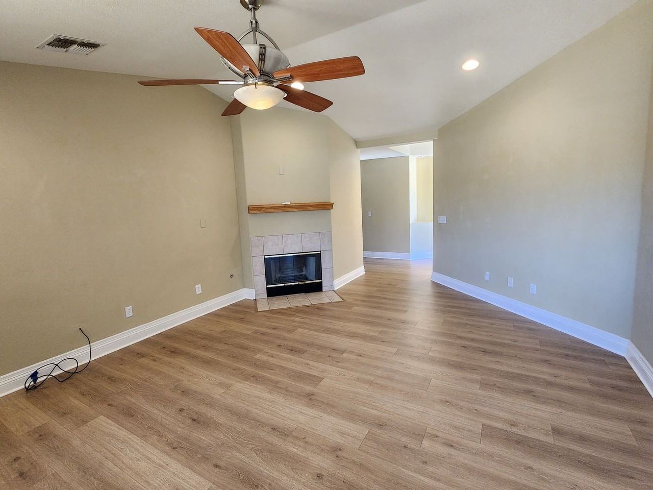 57062 Millstone Dr - Photo 7 of 26