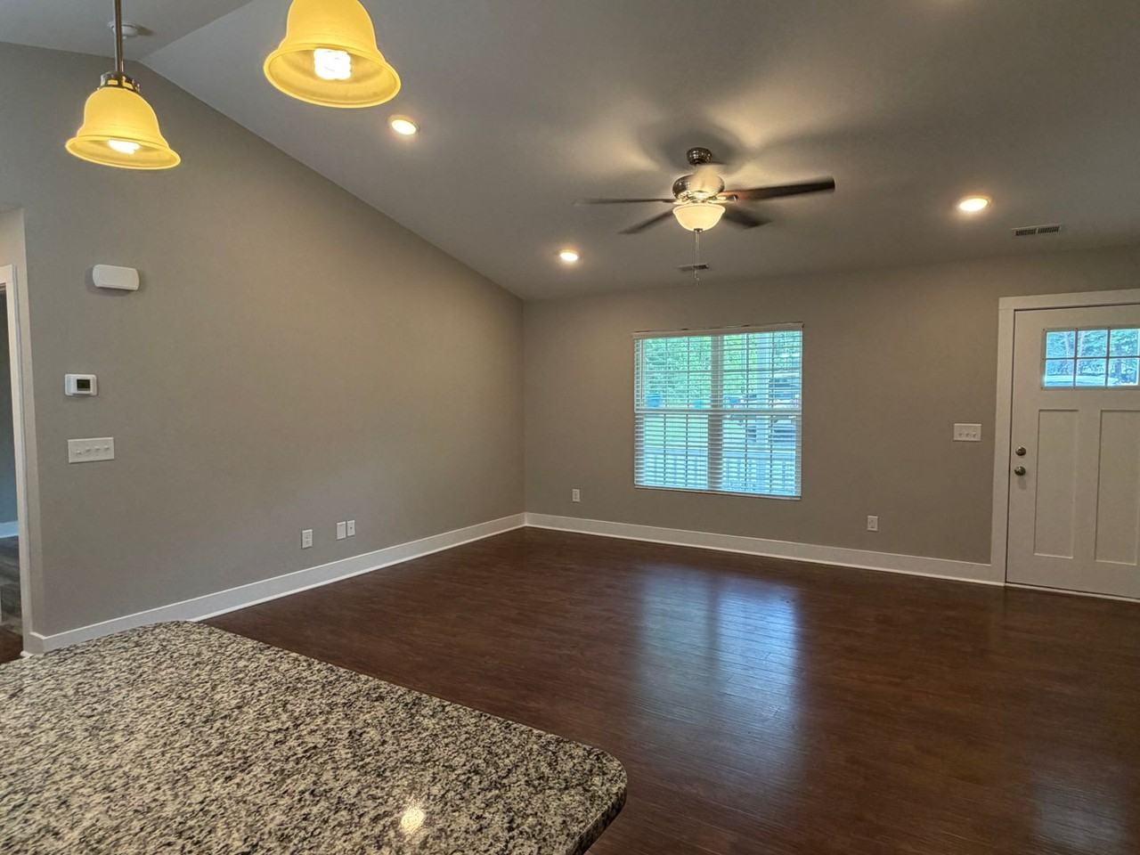 1656 Woodbrooke Dr - Photo 6 of 19