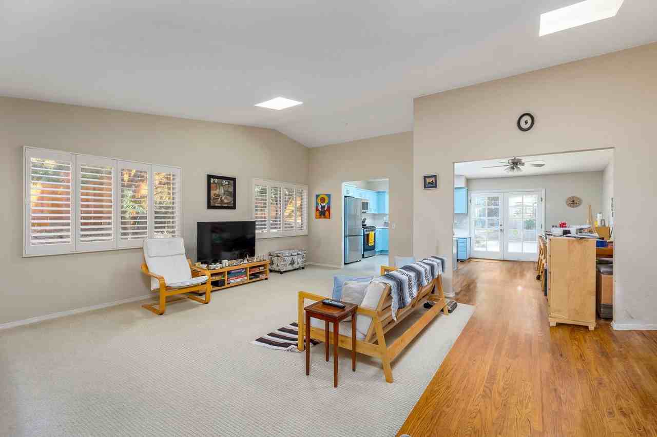 9987 Mesa Madera Dr - Photo 4 of 17