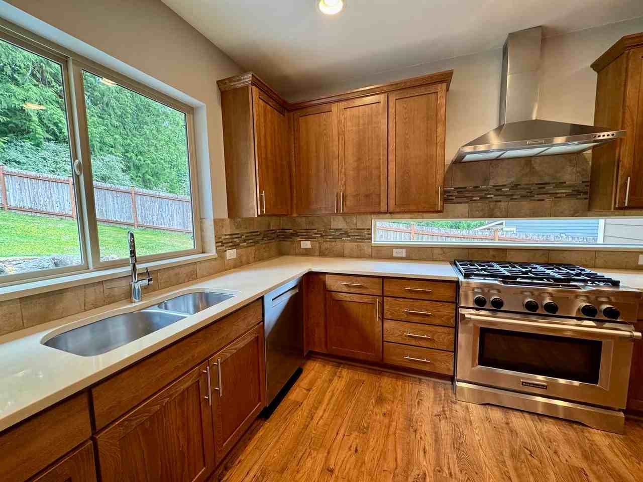 5726 Solana Ln Ne - Photo 5 of 40