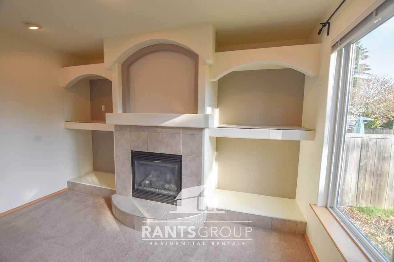 3036 70th Way Sw - Photo 5 of 21