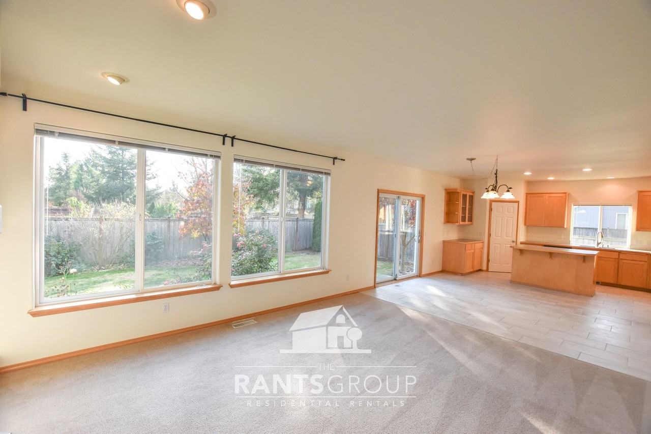 3036 70th Way Sw - Photo 6 of 21