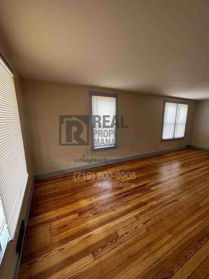 1811 E Evans Ave - Photo 2 of 14