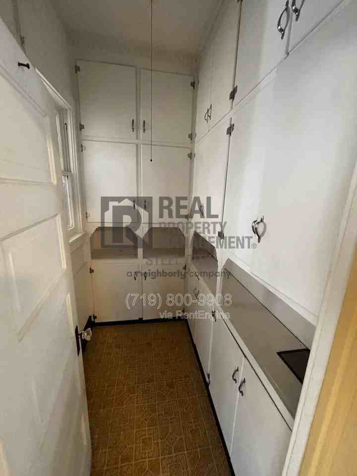 1811 E Evans Ave - Photo 6 of 14