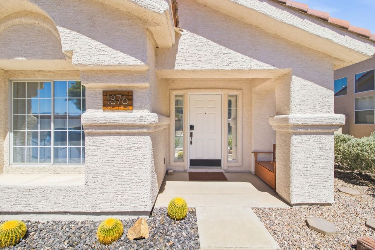 1876 Mesquite Canyon Dr - Photo 6 of 37