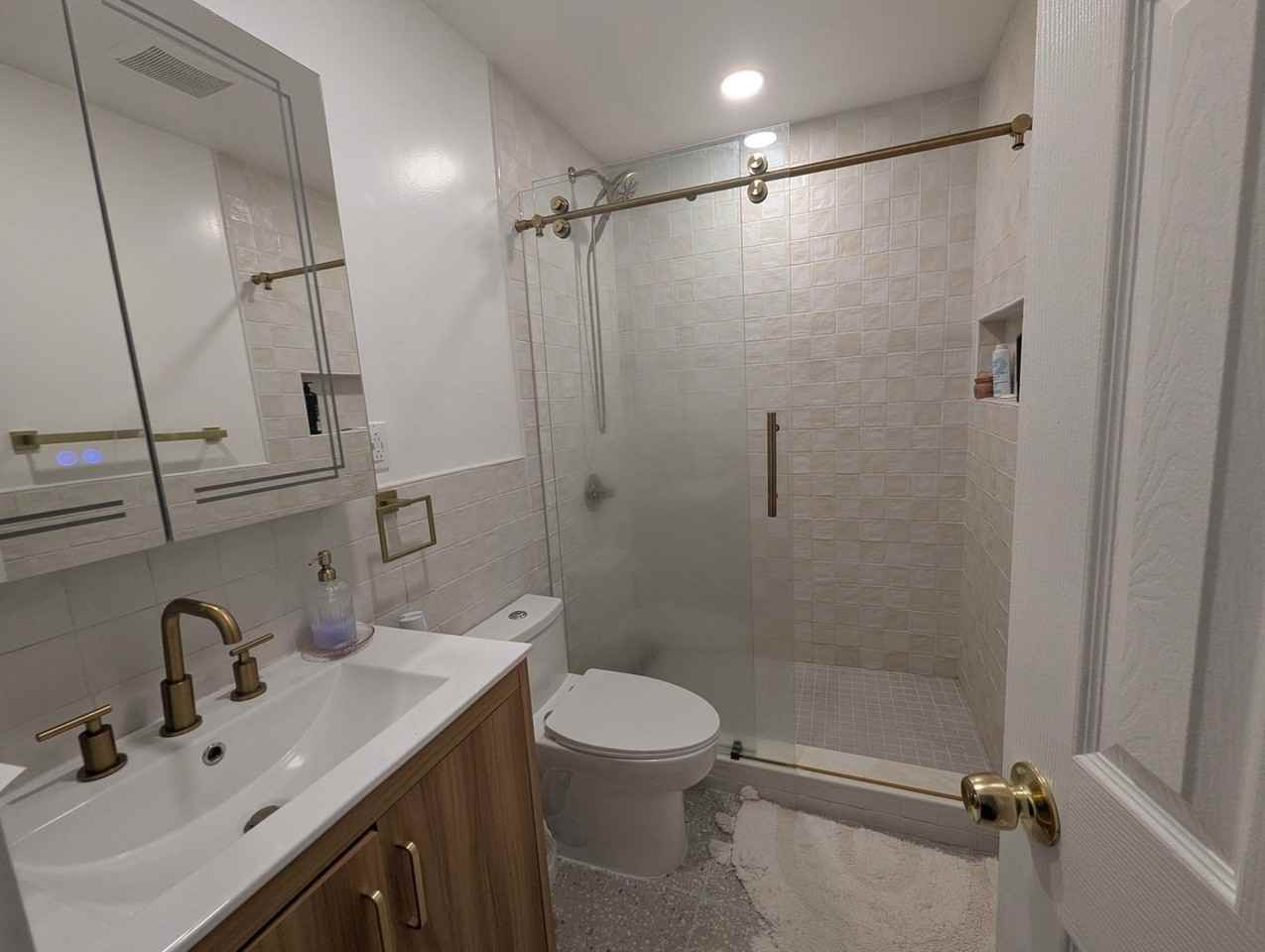 205 Sportsmans Ave - Photo 5 of 8