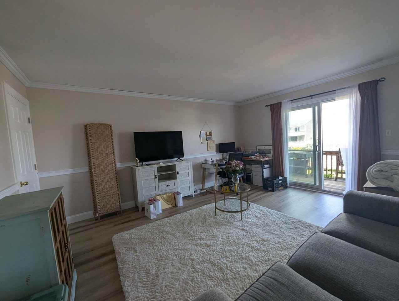 205 Sportsmans Ave - Photo 6 of 8