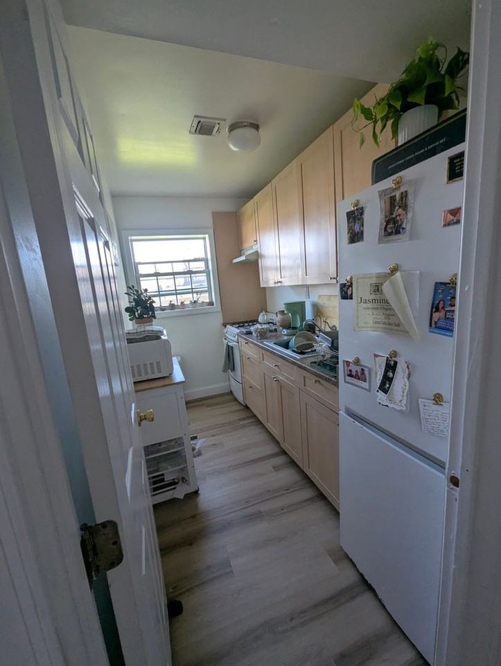 205 Sportsmans Ave - Photo 7 of 8