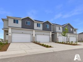 featured image of 443 E 650 N