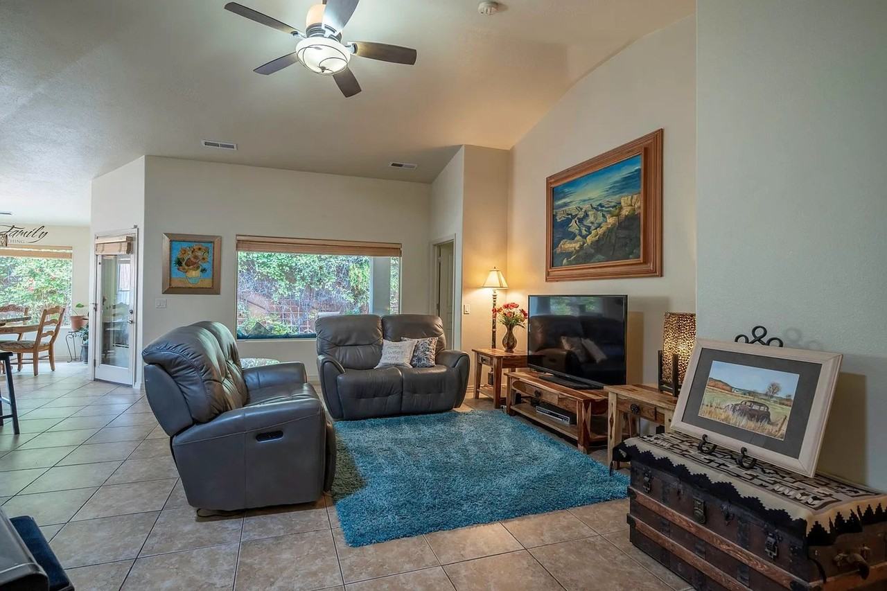 1640 N 2130 W - Photo 4 of 36