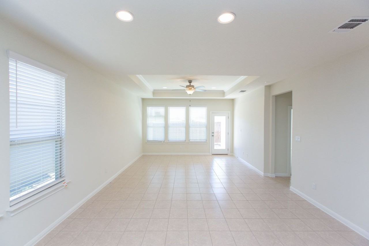 3011 Betony St - Photo 7 of 36