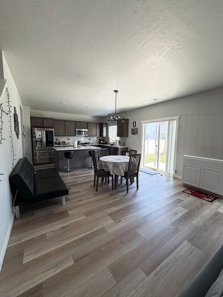 1804 S Seagrass Ave - Photo 2 of 10
