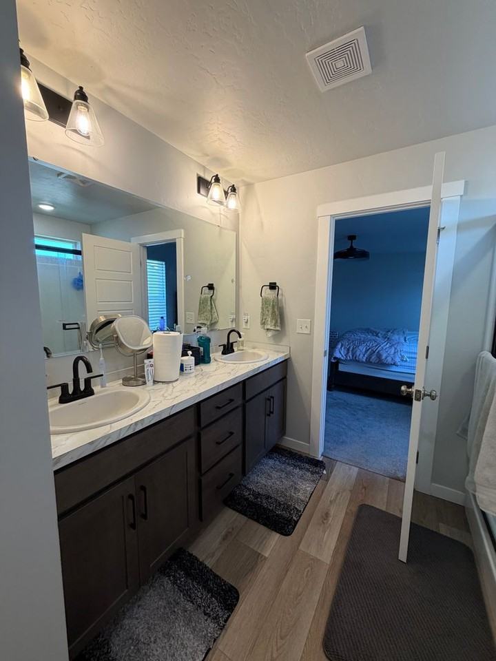 1804 S Seagrass Ave - Photo 4 of 10