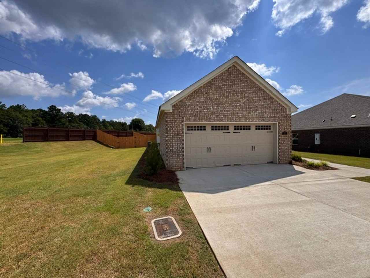 27 Coolidge Dr - Photo 2 of 21