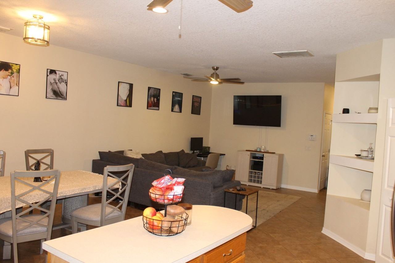 9238 Stone River Pl - Photo 5 of 22