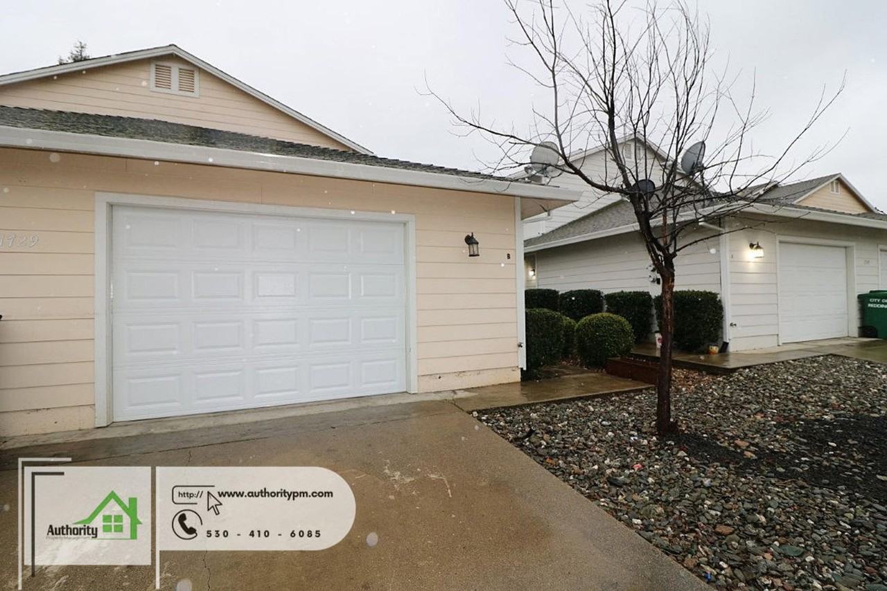 1729 Laurel Ave #B - Photo 3 of 25