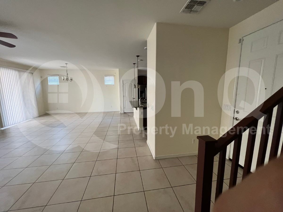 145 E Bluejay Dr - Photo 5 of 27