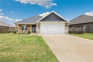 4348 W Newton Ave - Photo 1 of 1