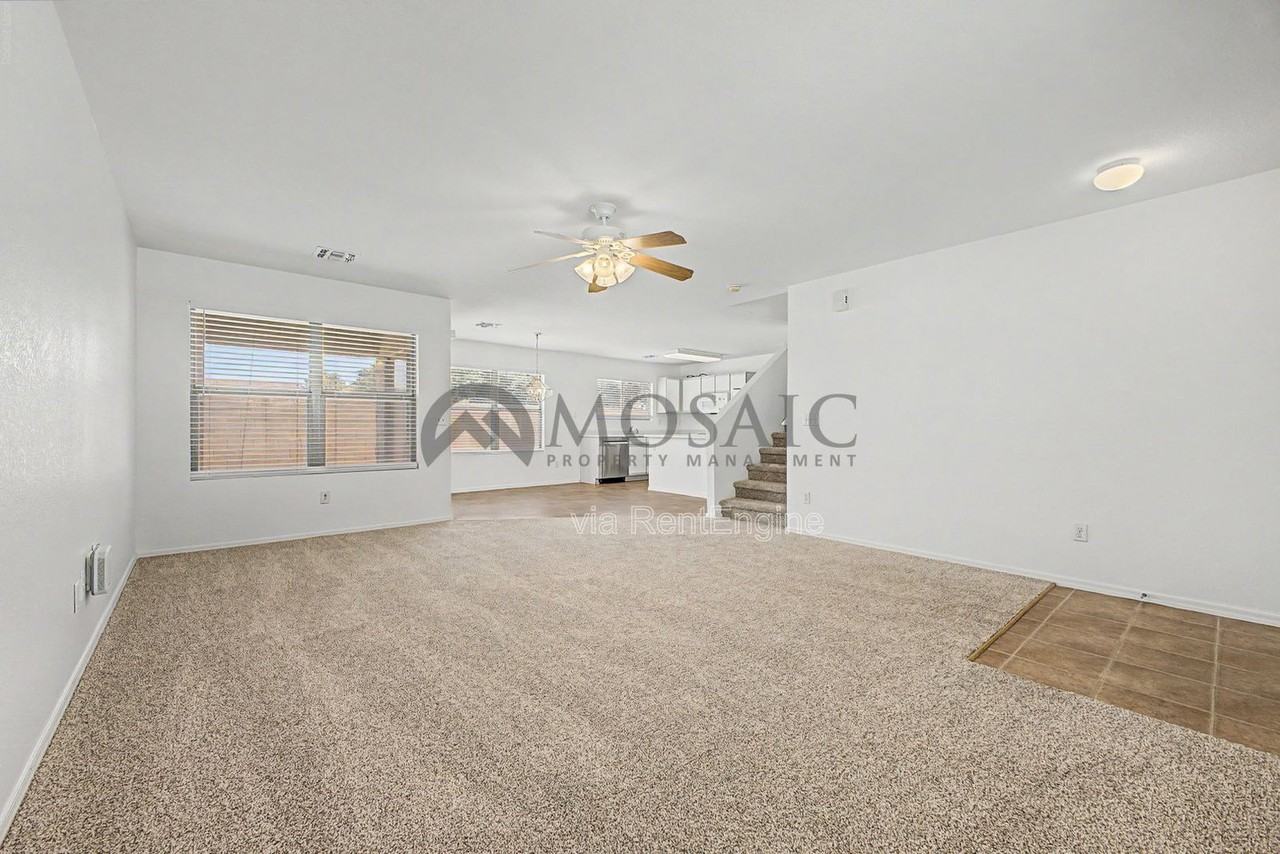 2232 E Spruce Dr - Photo 5 of 30