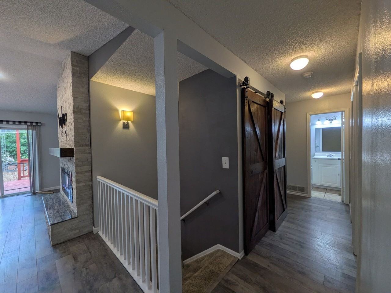2128 Beacham Dr - Photo 7 of 28