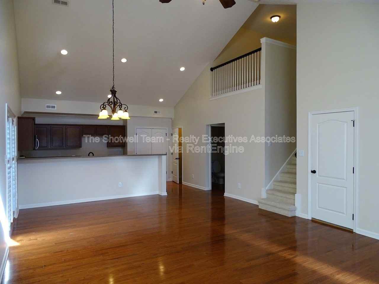 308 Java Way - Photo 2 of 26