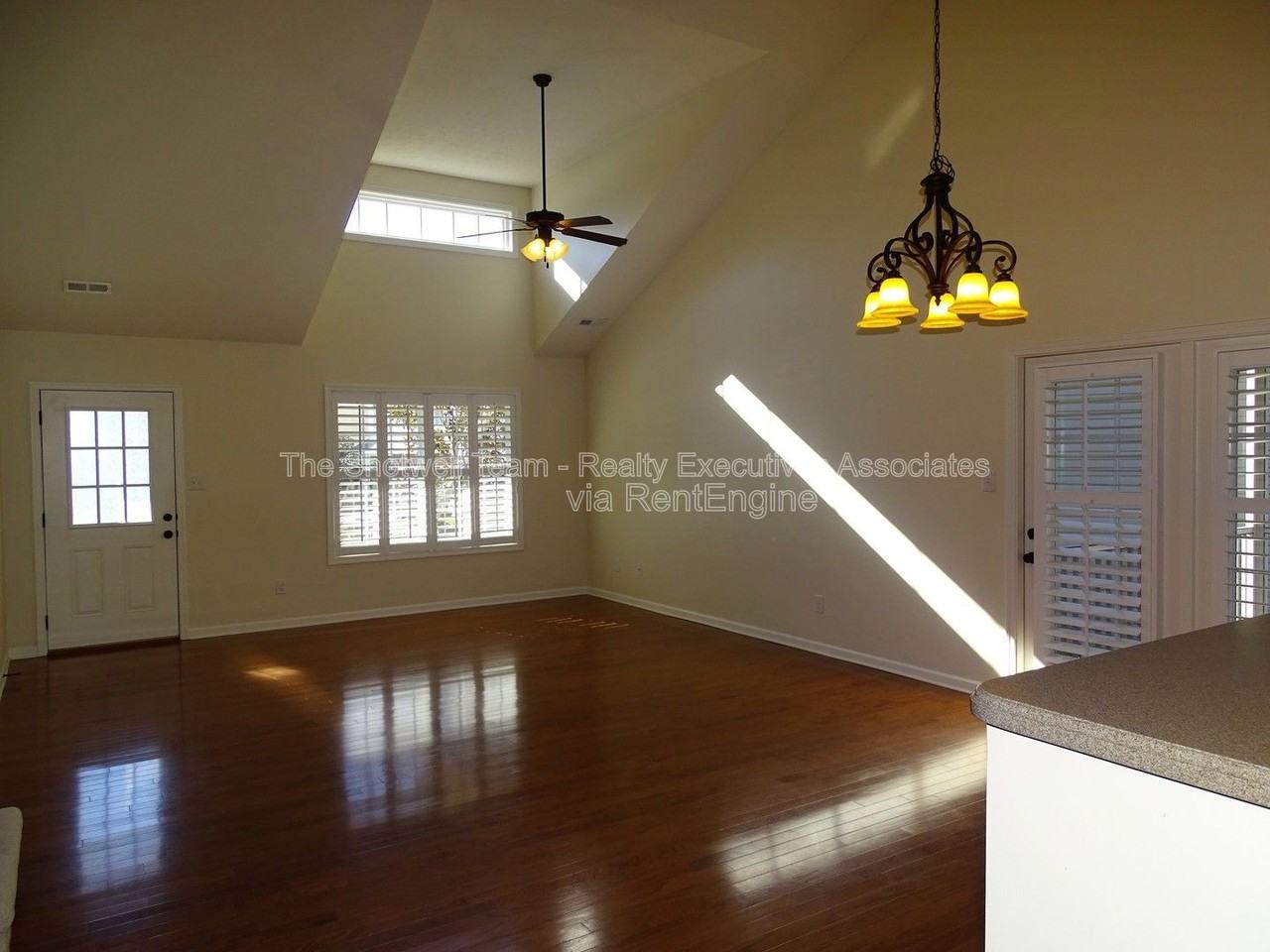 308 Java Way - Photo 3 of 26