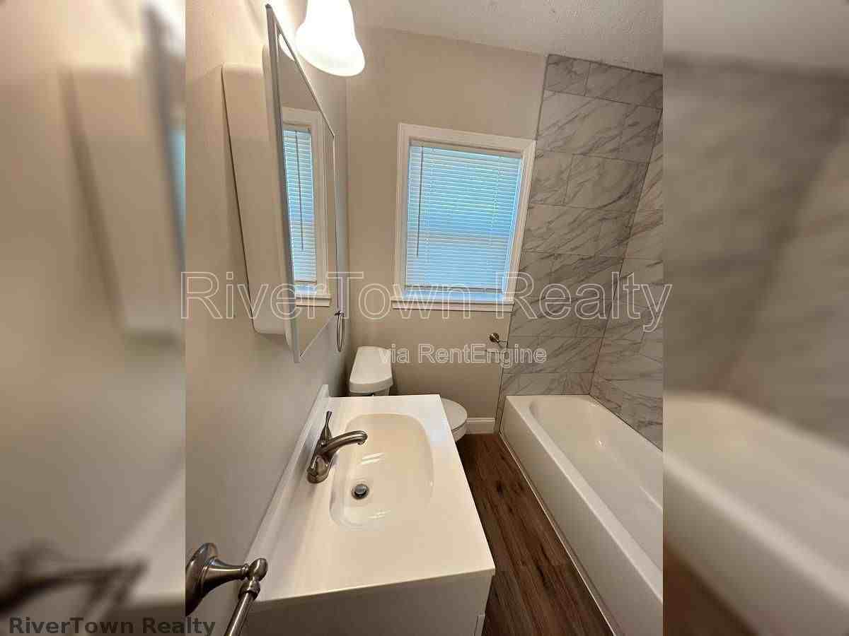 2144 Henry Cir - Photo 2 of 8