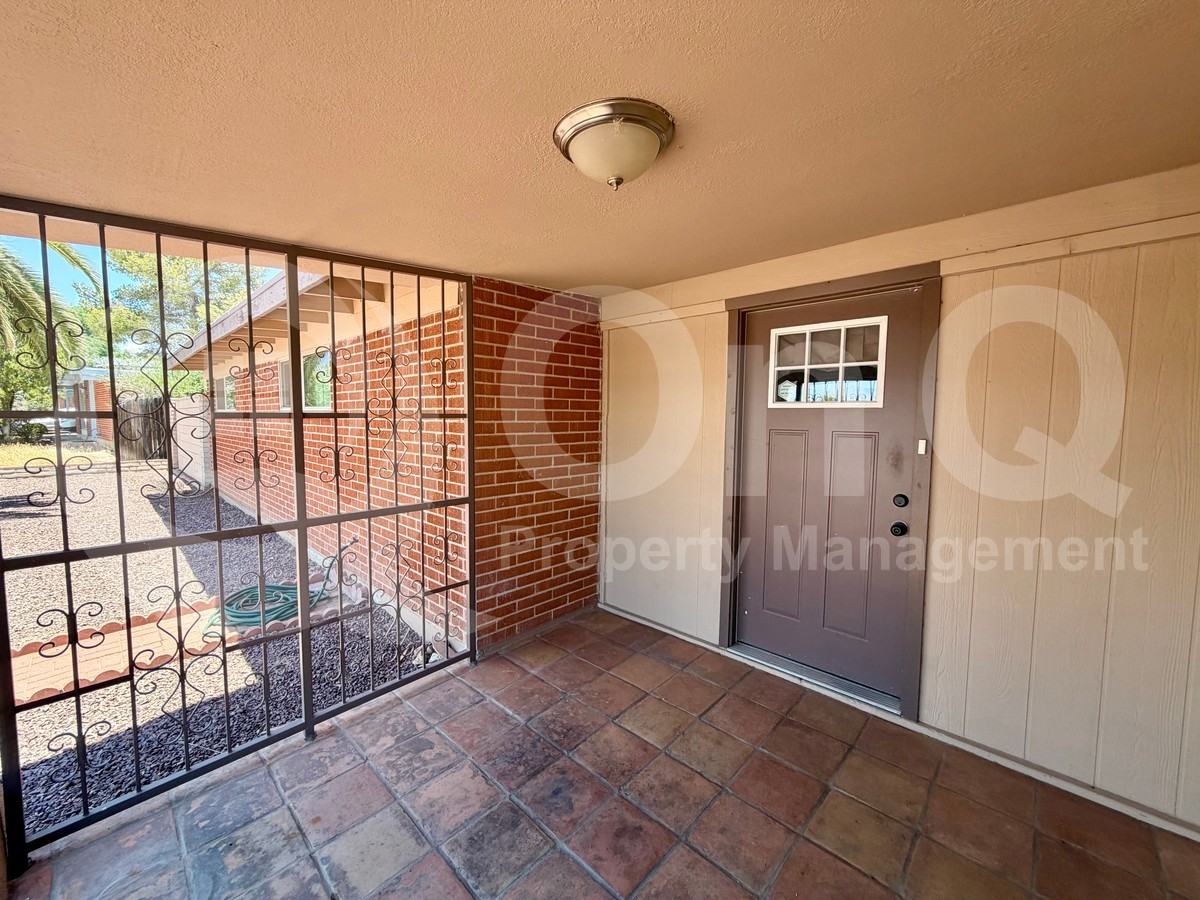 7408 E 29th St - Photo 6 of 47