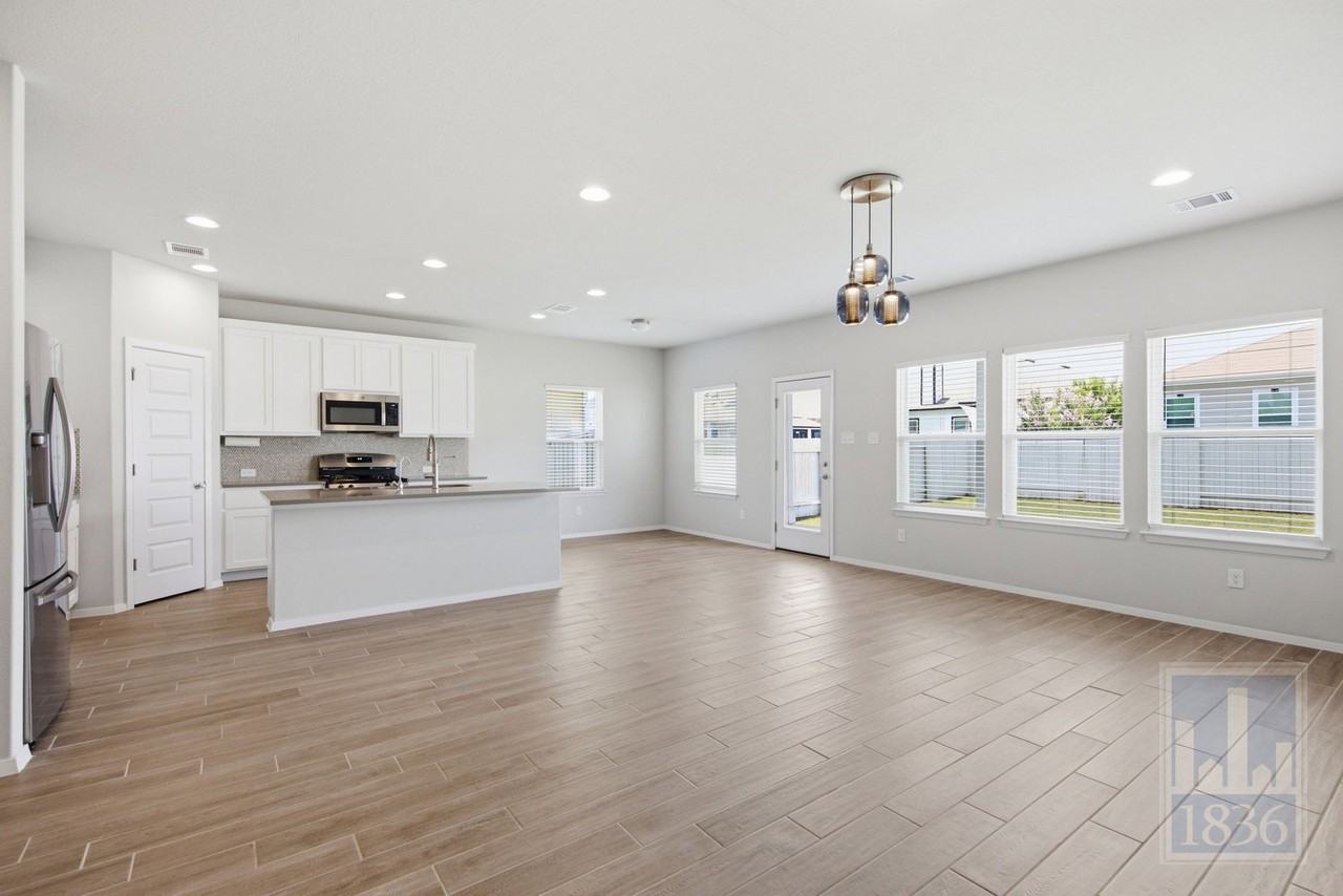 171 Catalina Dr - Photo 2 of 50