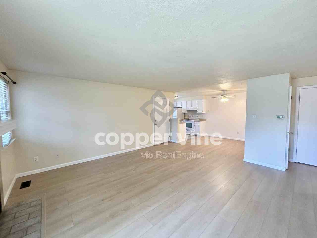 4245 E 119th Pl #D - Photo 3 of 19