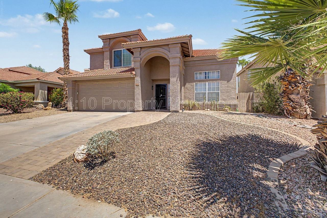 3236 E Hiddenview Dr - Photo 5 of 40