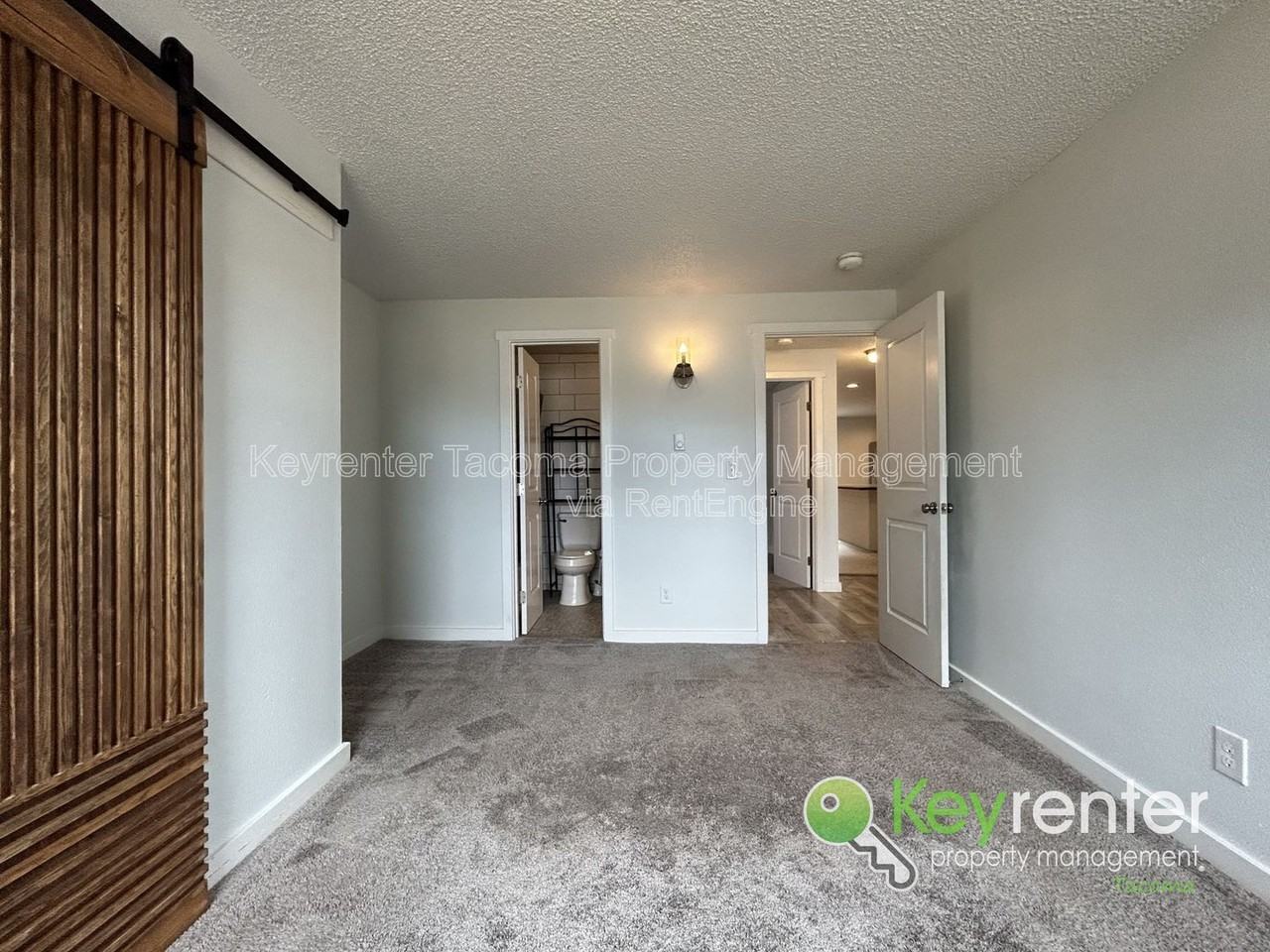 2018 E 35th St - Photo 6 of 26