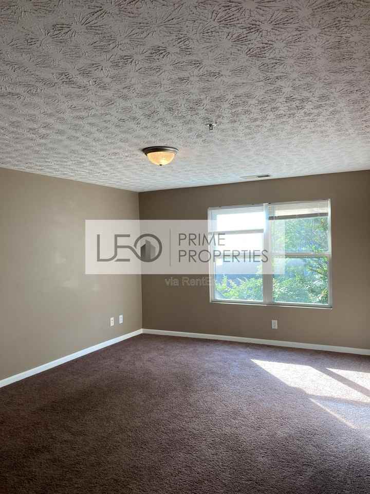 7201 Fairington Ridge Cir - Photo 6 of 12
