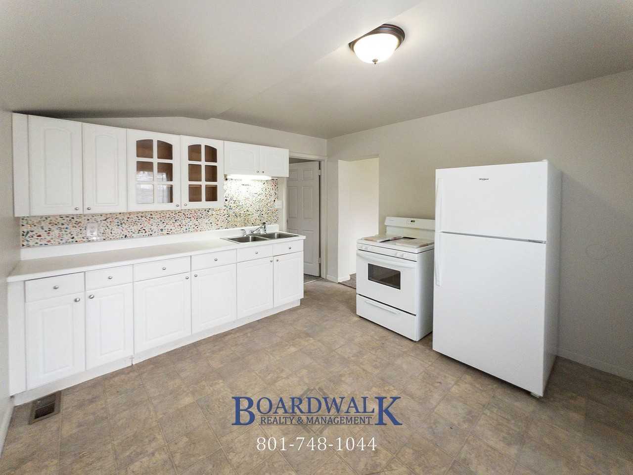 1768 S 400 E #B - Photo 3 of 21