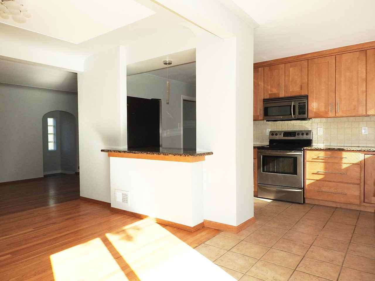 760 Oneida St - Photo 6 of 21