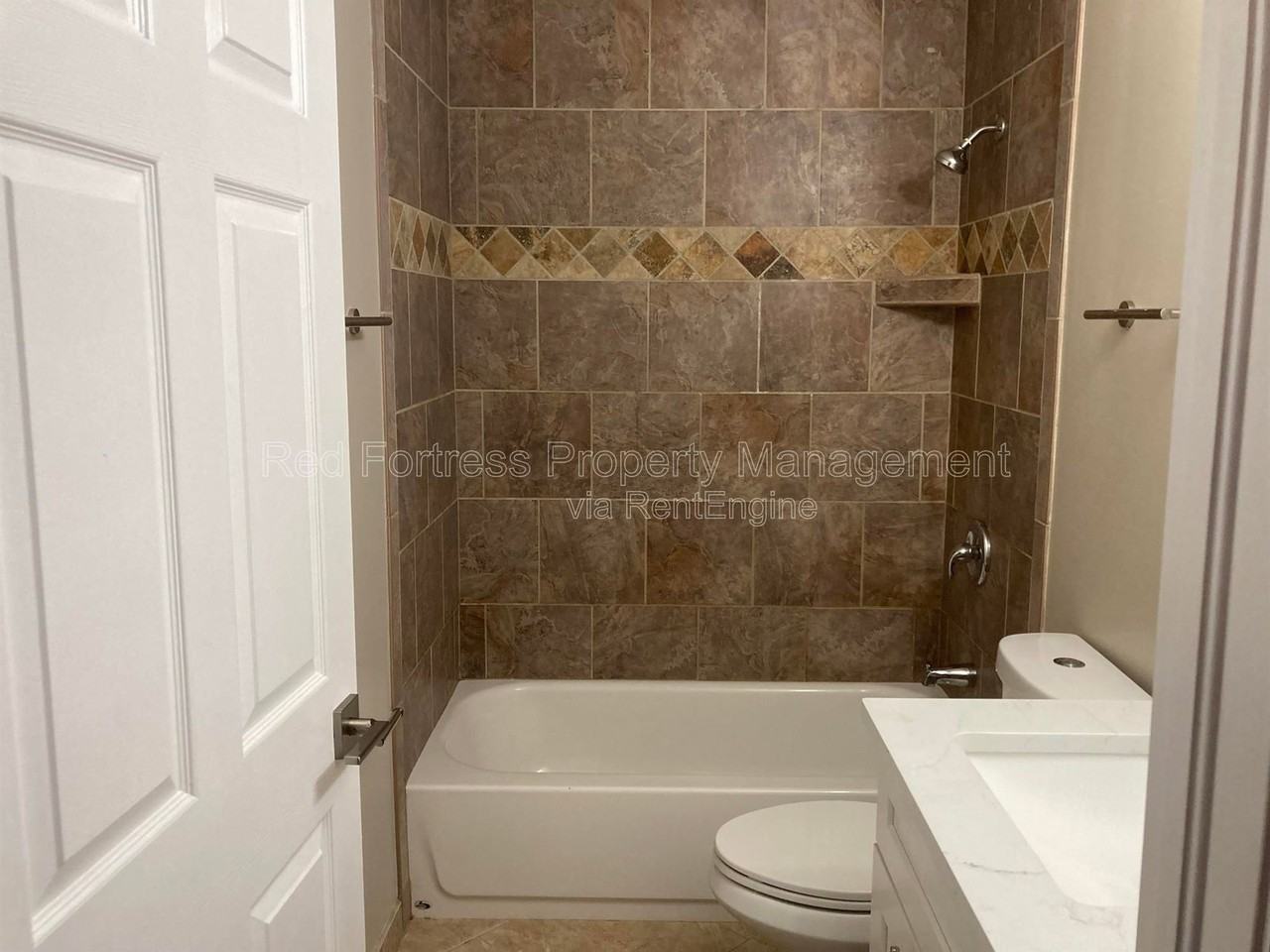 110 Sw 17th Pl - Photo 4 of 12