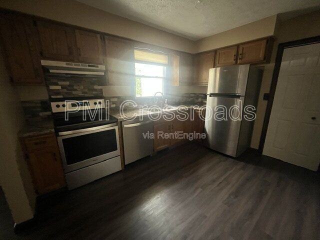6752 Bristlewood Dr - Photo 4 of 26